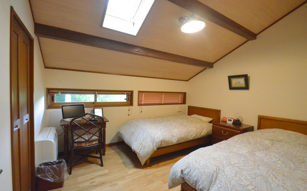 B&Bやまがら文庫 A洋室