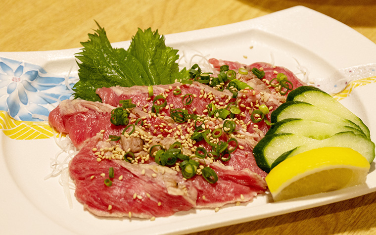 炭火焼 語りべ|ジンギスカンのたたき