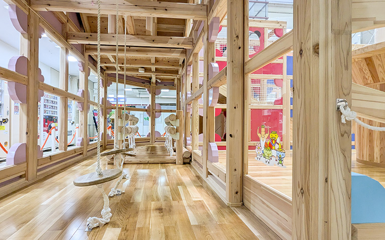 TOMOK ともっく(とぴあ子ども木の空間木製遊具)