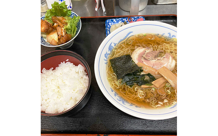 創業100年。時代を超えて愛される「喫茶待月」の店主に聞く