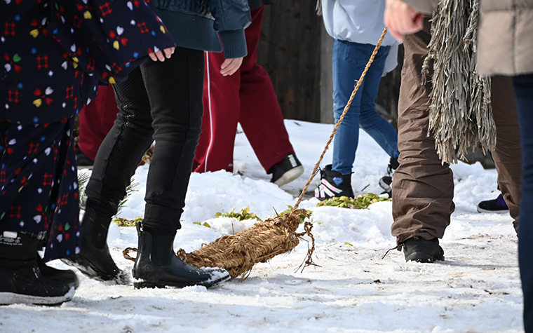 新年の遠野 ― 大正月から小正月への冬の祈り