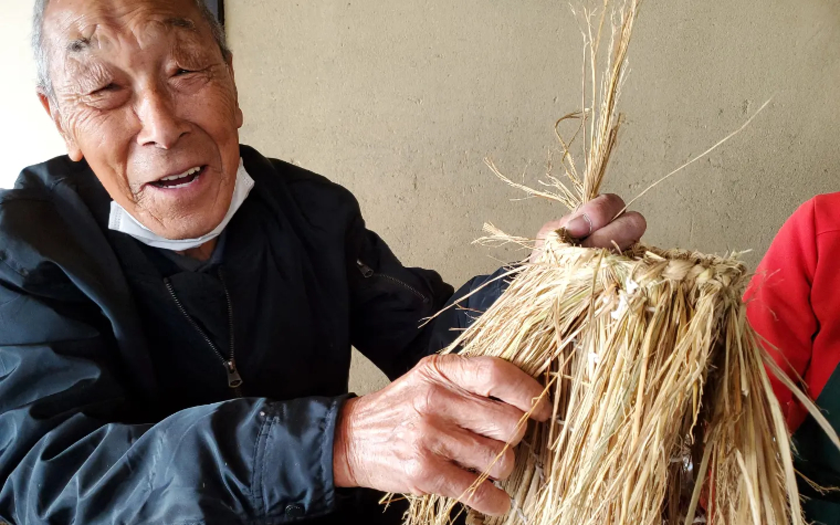 わらぐつをつくる技術を継承しよう ~わらじ・草履・雪ぐつづくり講座 2026年度~